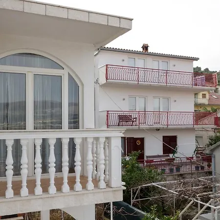 Apartment Lacic Est Trogir